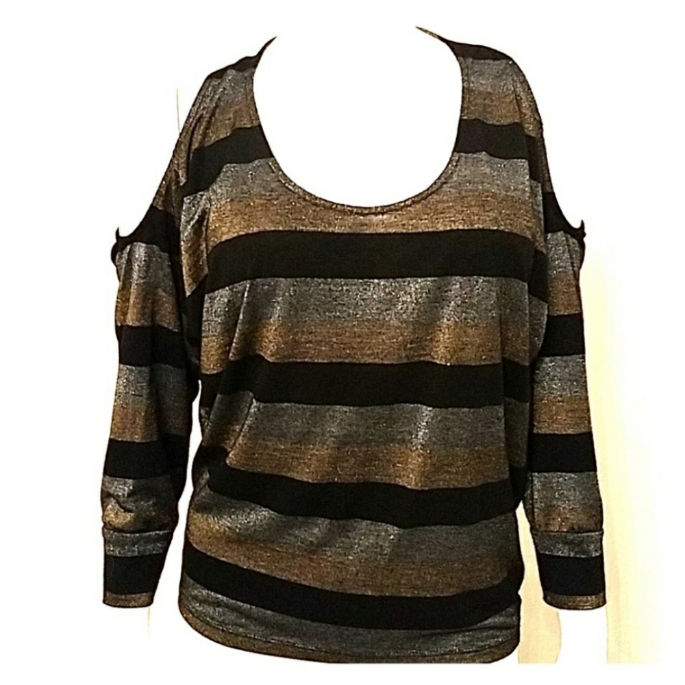 Bebe cold shoulder top